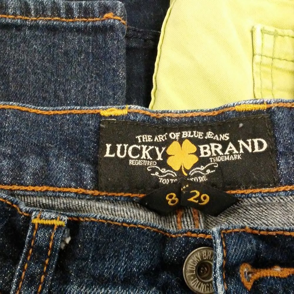 RESALE LOTS | 5 Assorted Pre-Loved Women Jeans - Picture 11 of 16